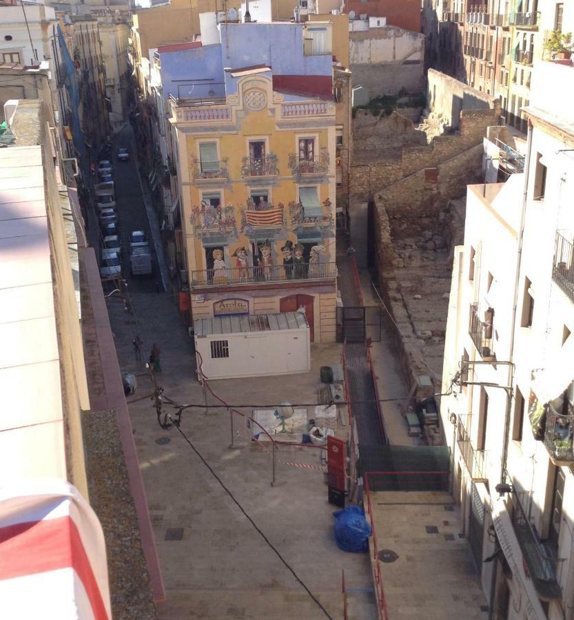 Apartamento En Plaza Sedassos Centro Historico Tarragona Zewnętrze zdjęcie