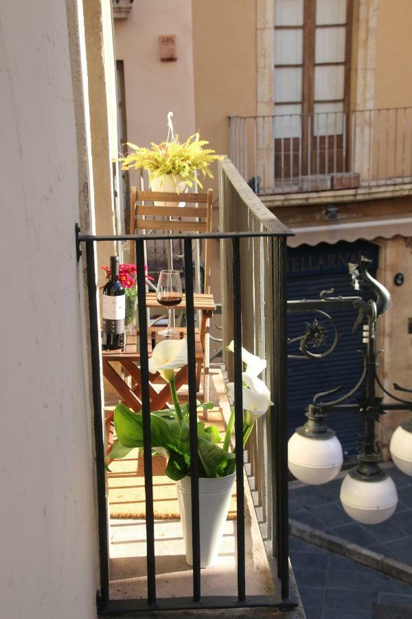 Apartamento En Plaza Sedassos Centro Historico Tarragona Zewnętrze zdjęcie